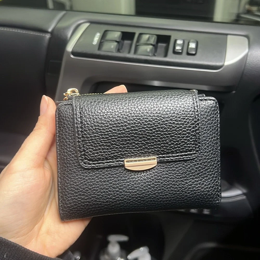 Black Leather Wallet - Picture 7 of 9
